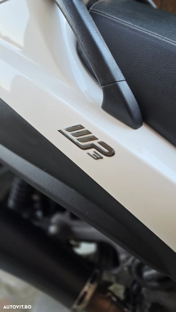 Piaggio MP3 500 Sport - 8