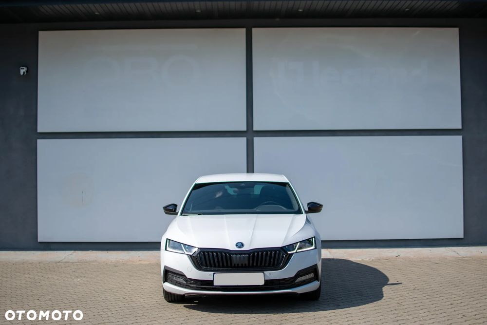 Skoda Octavia - 8