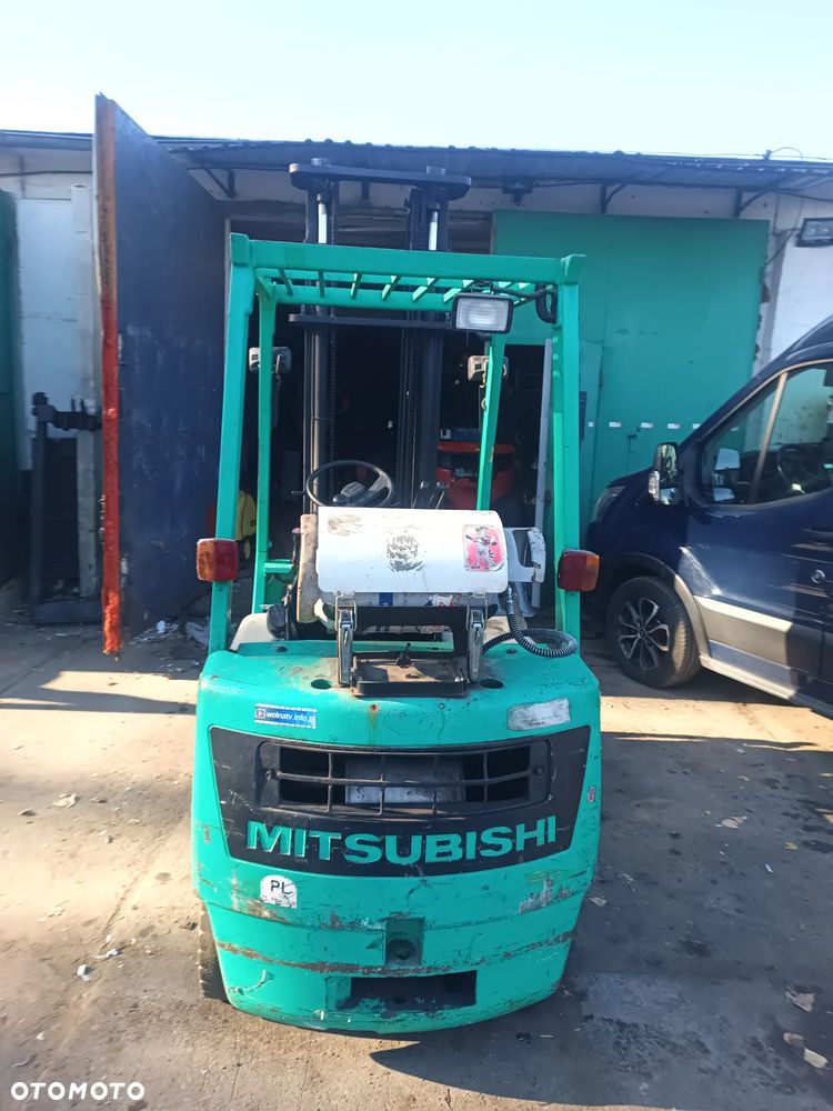 Mitsubishi FG15 - 6