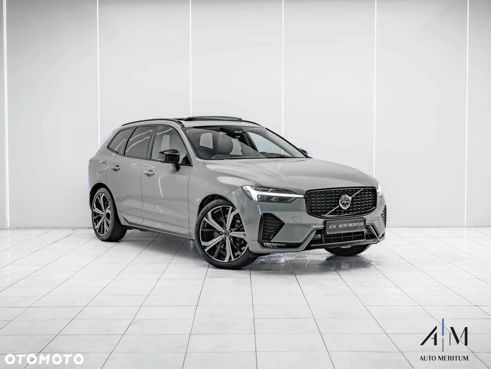 Volvo XC 60 B4 D AWD Ultimate Dark - 2