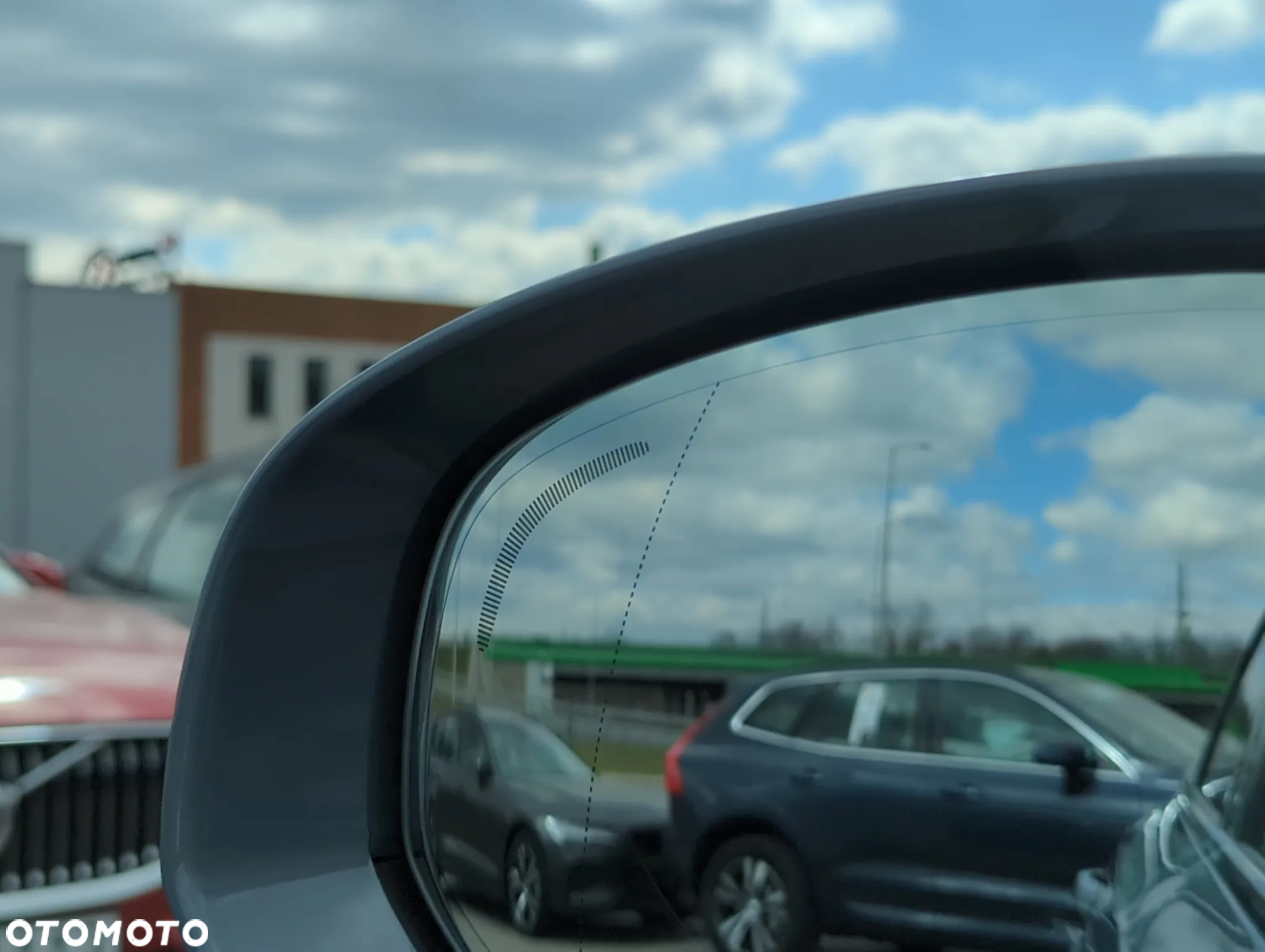 Volvo V90 Cross Country - 28