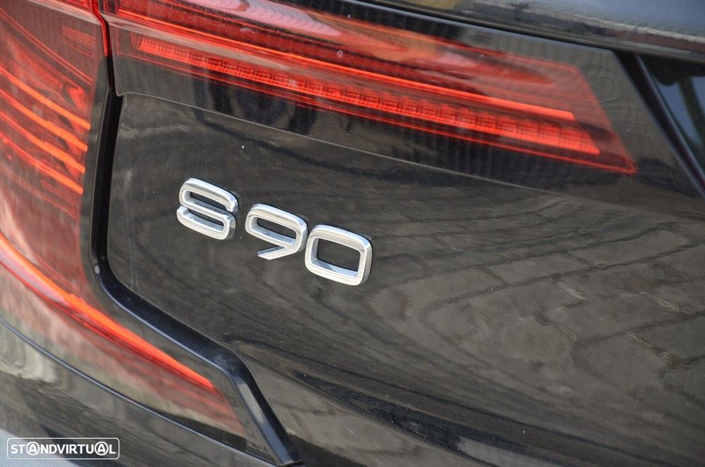 Volvo S90 2.0 T8 PHEV Plus Dark AWD - 39