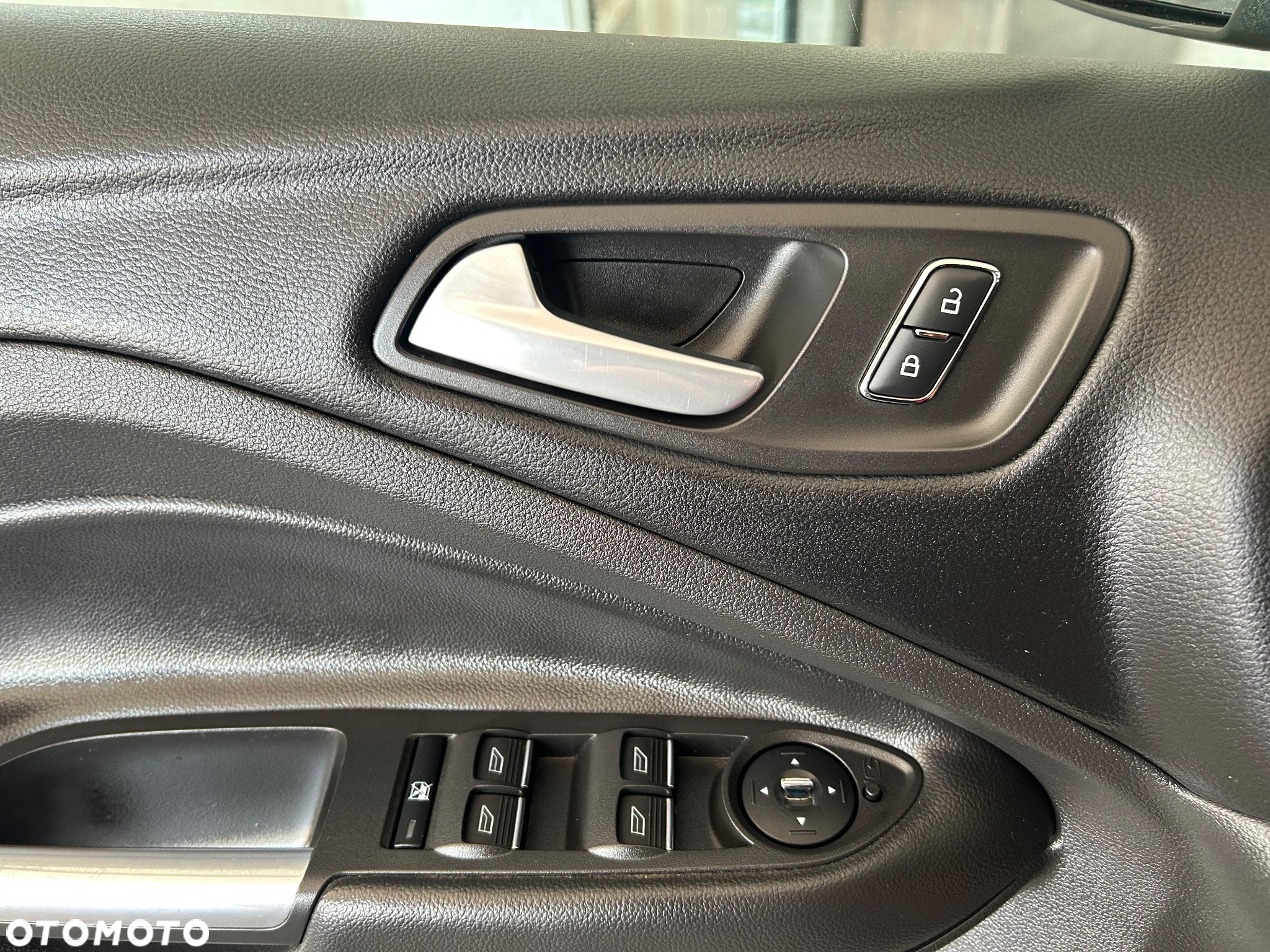 Ford Kuga 2.0 TDCi 4WD Titanium Plus - 37
