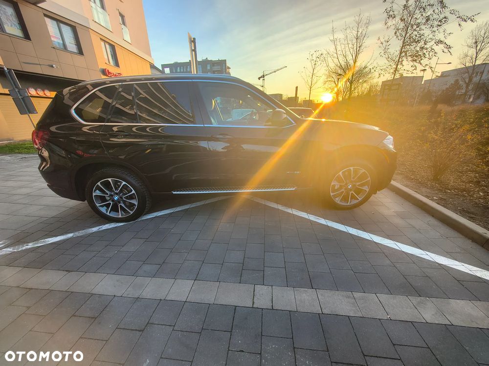 BMW X5 xDrive35i Edition Exclusive - 6