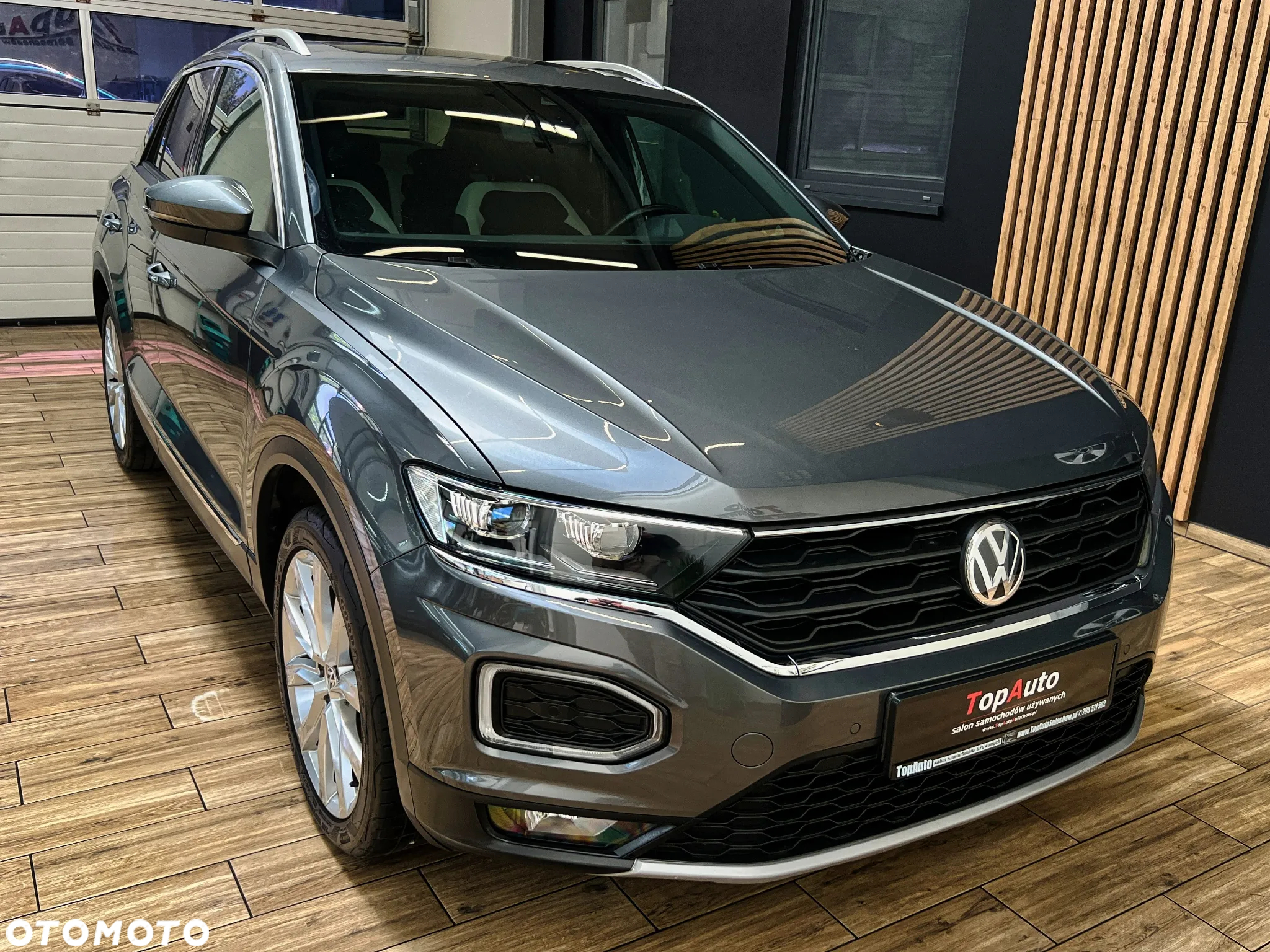 Volkswagen T-Roc 1.5 TSI ACT Premium - 4