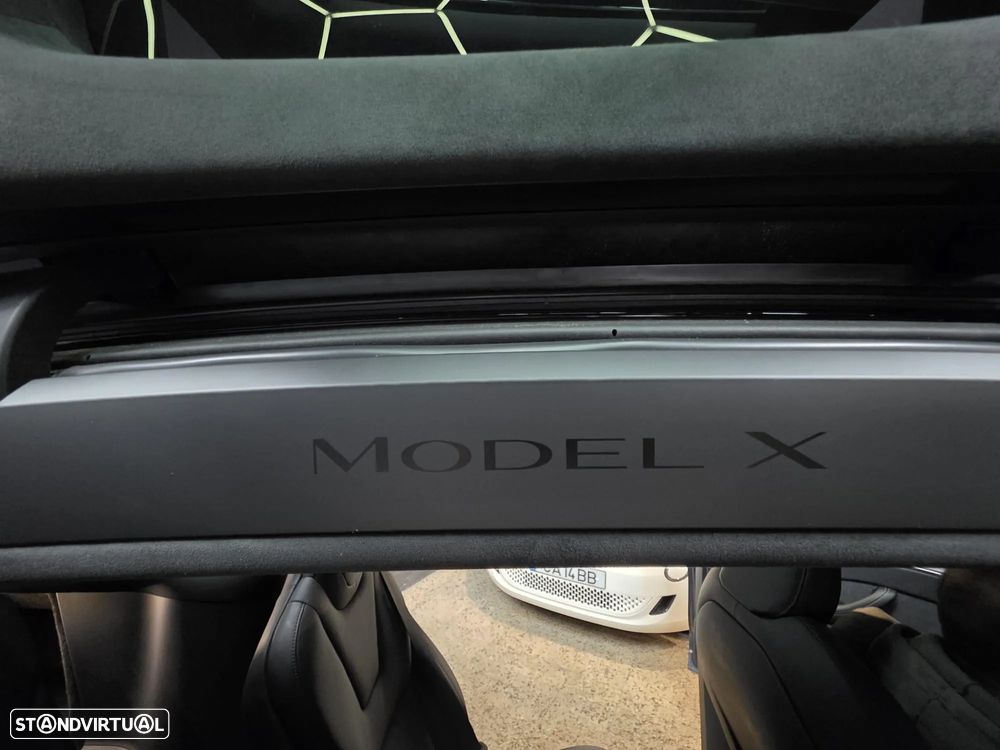 Tesla Model X Long Range AWD - 23