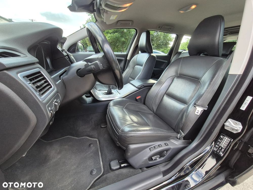 Volvo V70 D3 Summum - 22