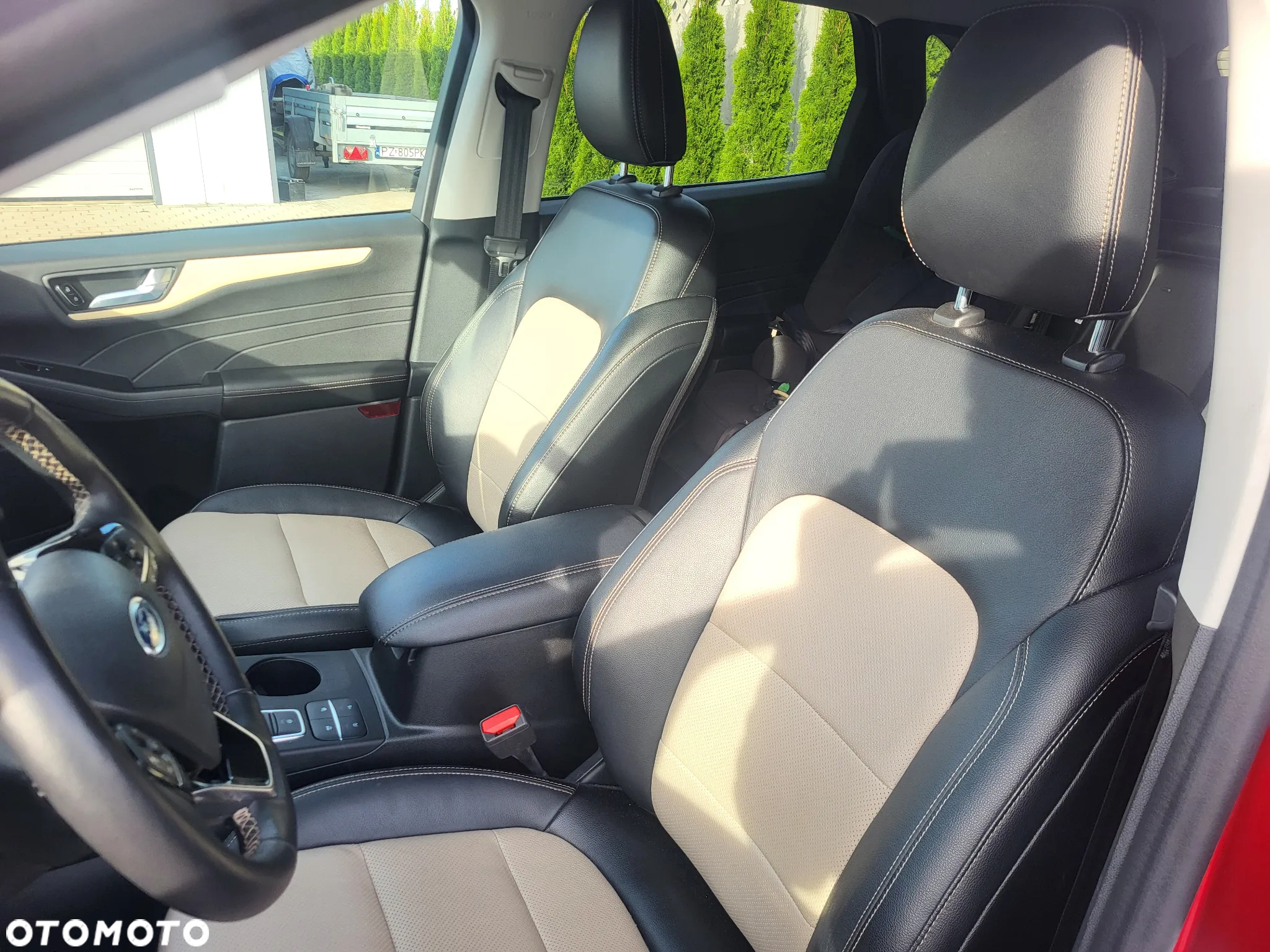 Ford Escape 2.0 EcoBoost AWD Titanium - 9