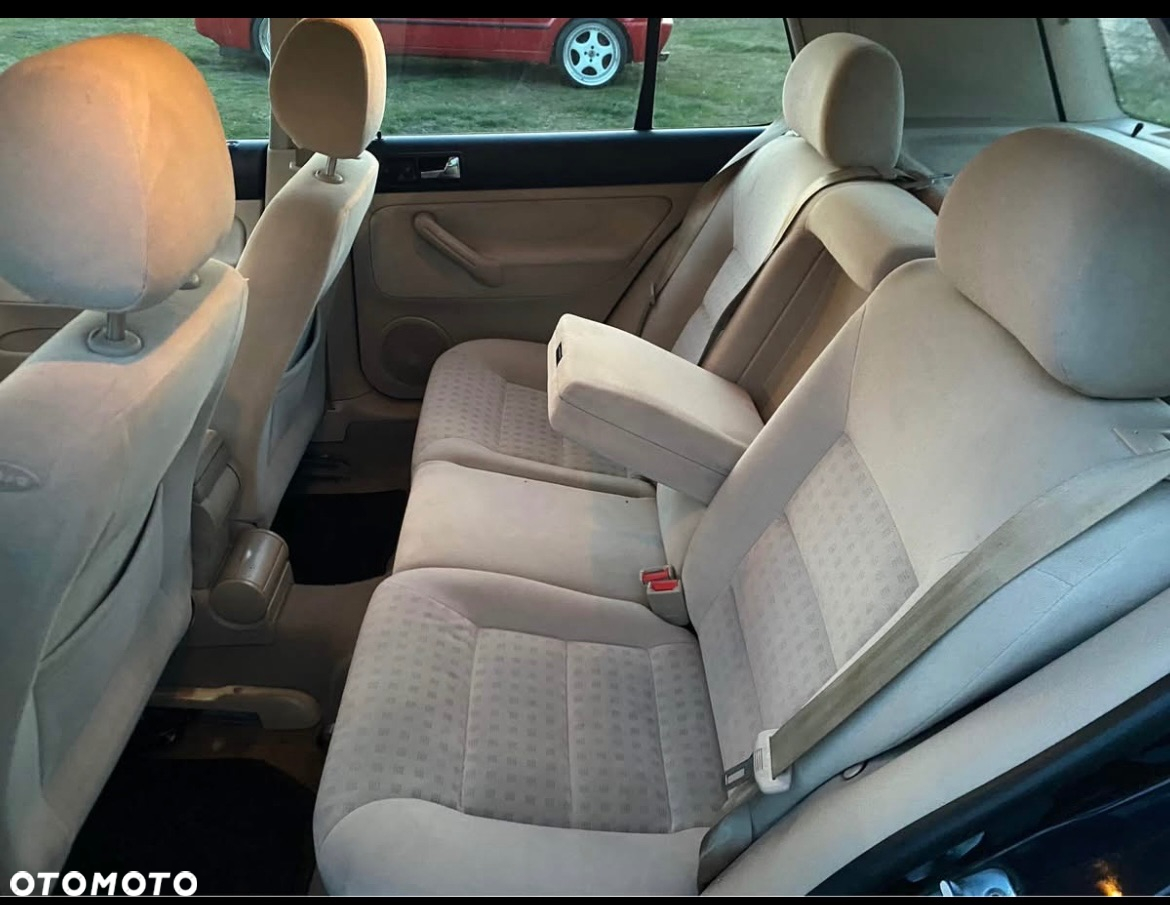Volkswagen Golf IV 2.0 Comfortline - 7