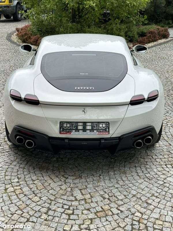 Ferrari Roma - 8