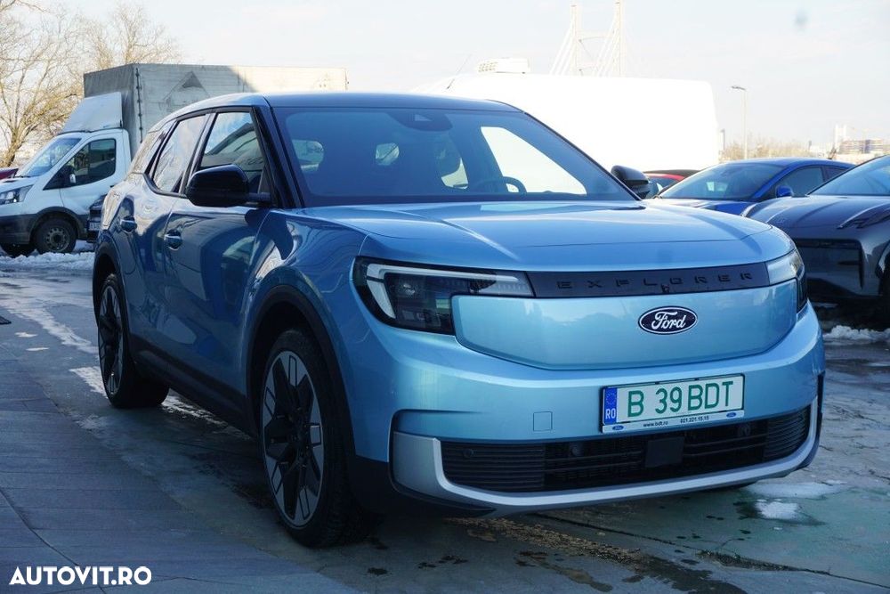 Ford Explorer RWD 77 kWh Extended Range Premium - 2