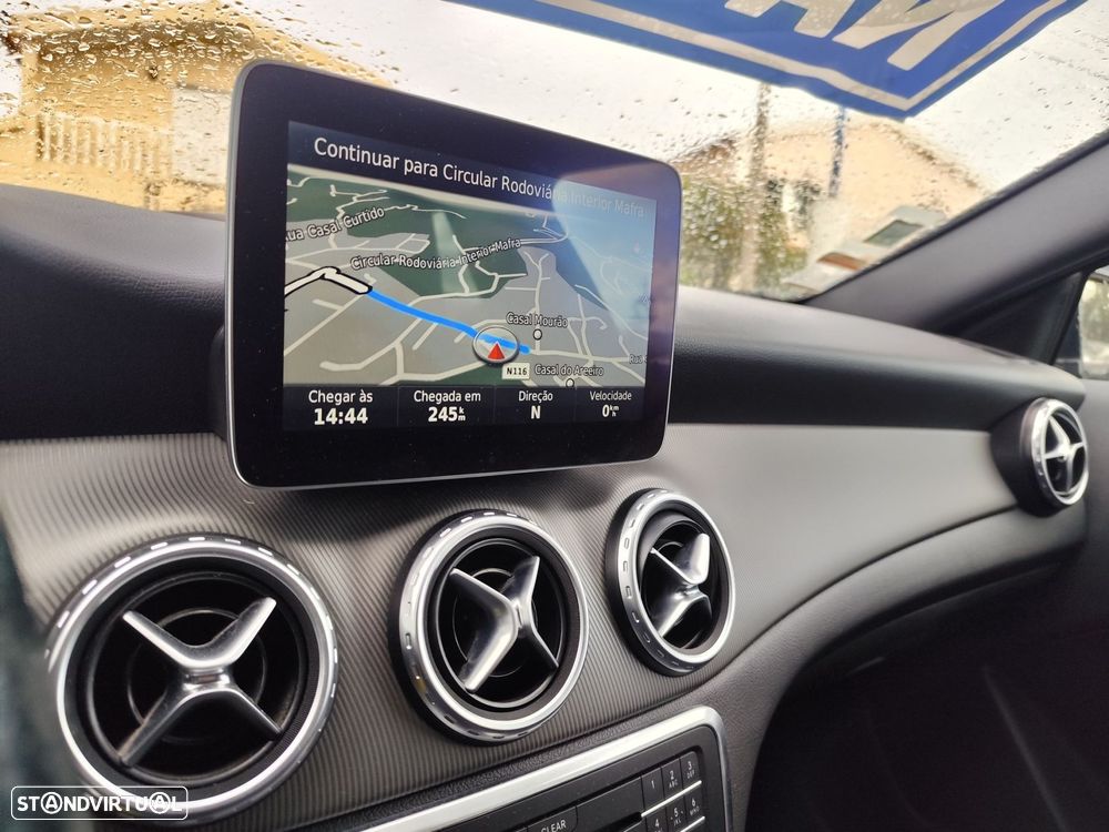 Mercedes-Benz GLA 220 d Style - 19