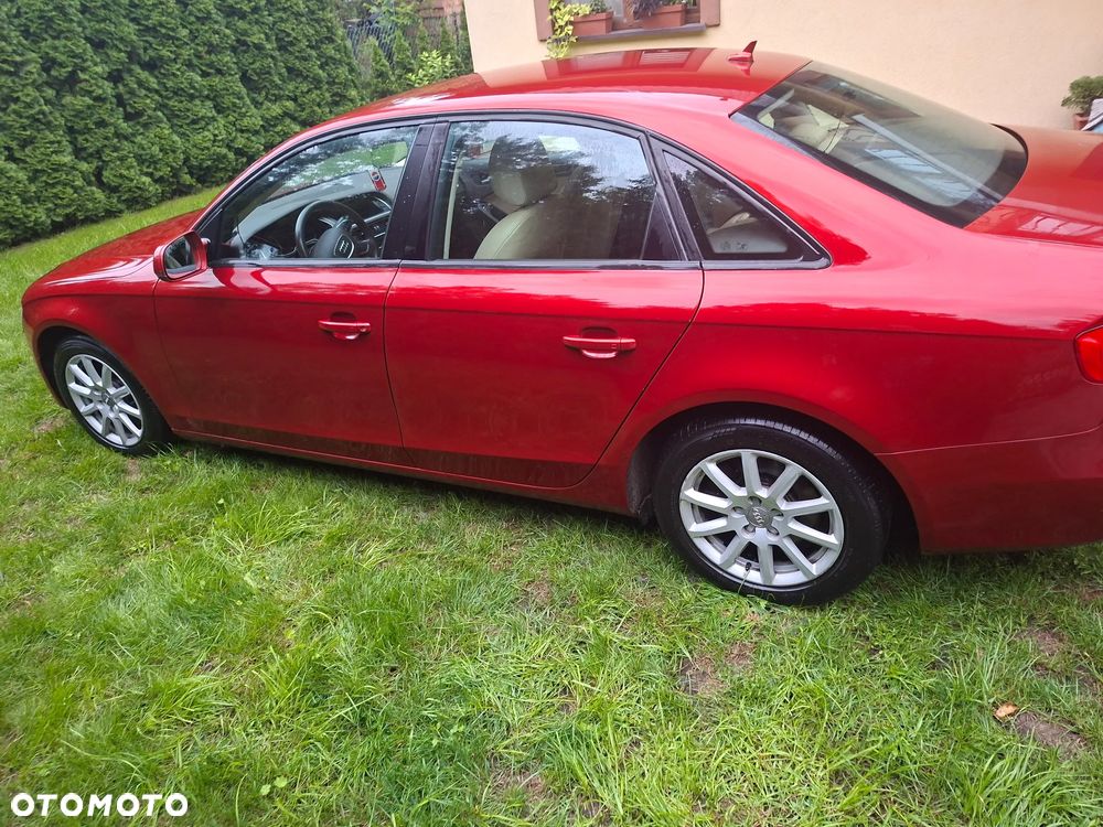Audi A4 Limousine - 33