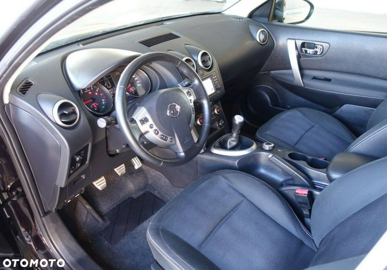 Nissan Qashqai - 12
