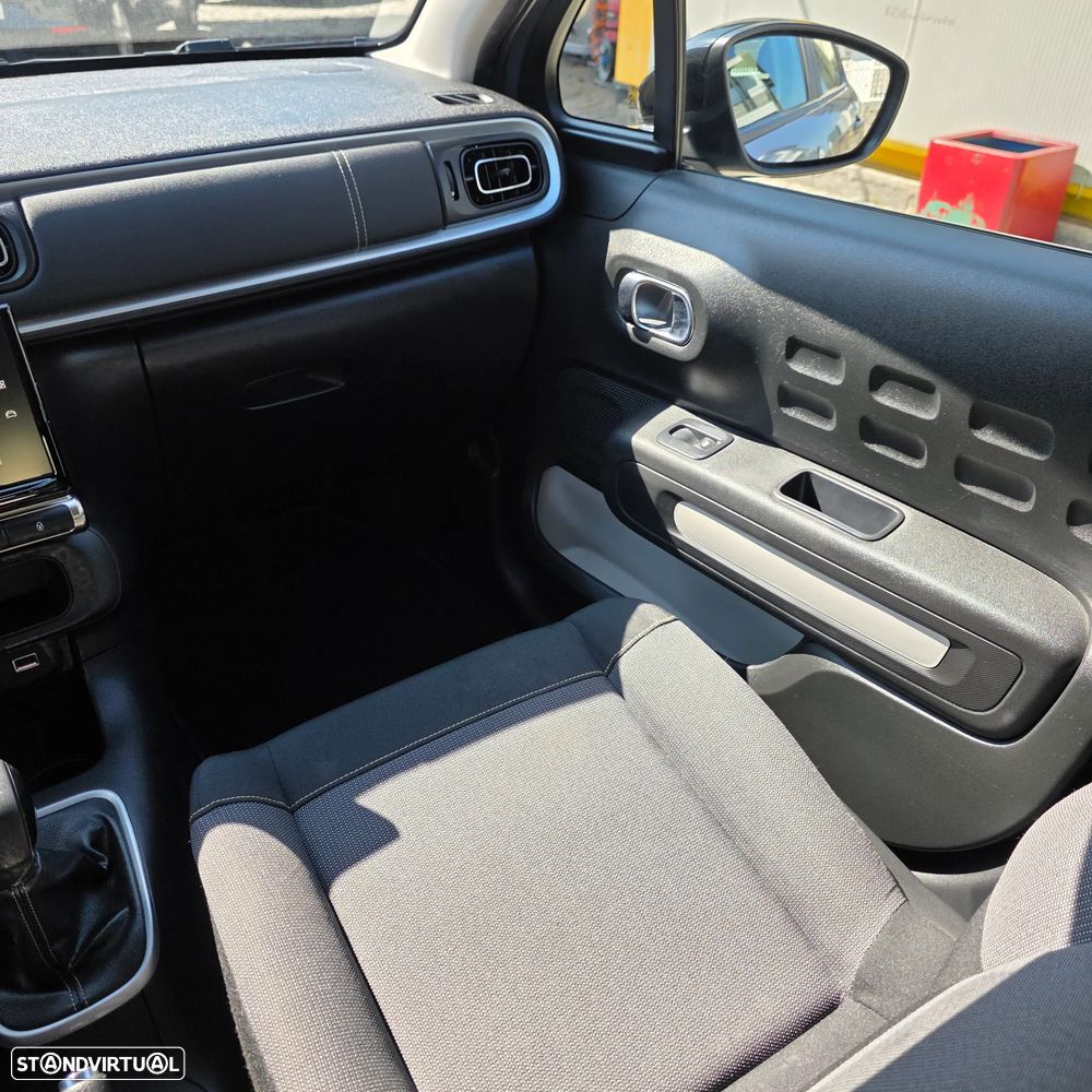 Citroën C3 1.2 PureTech C-Series - 18