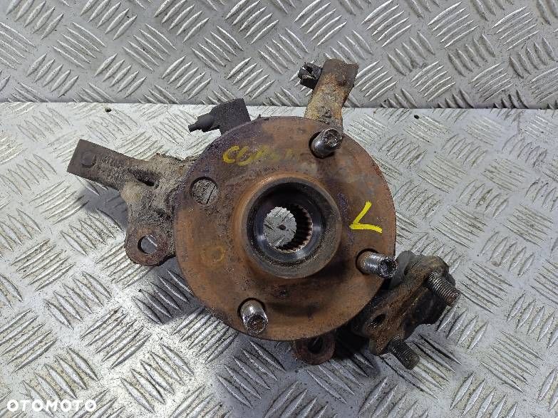 ZWROTNICA LEWA PRZEDNIA TOYOTA COROLLA E12 - 1