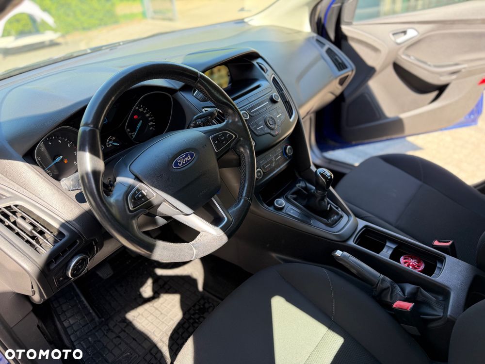 Ford Focus - 7