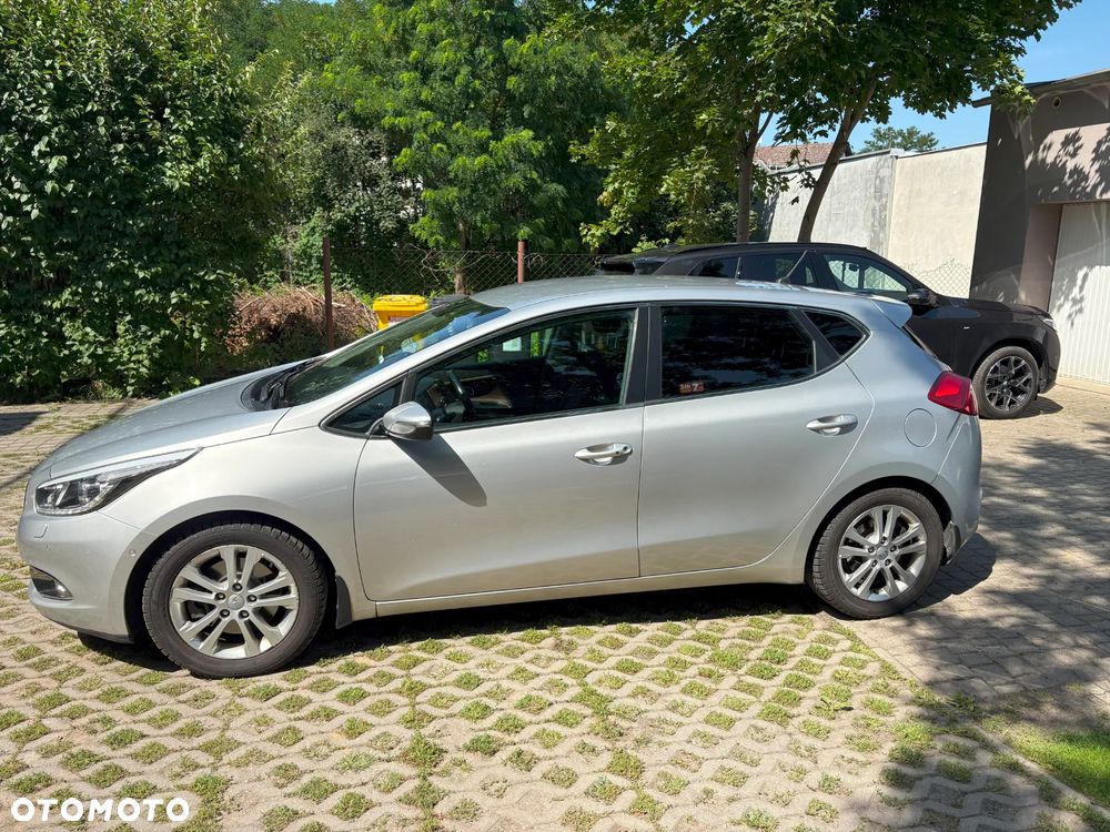 Kia Ceed - 5