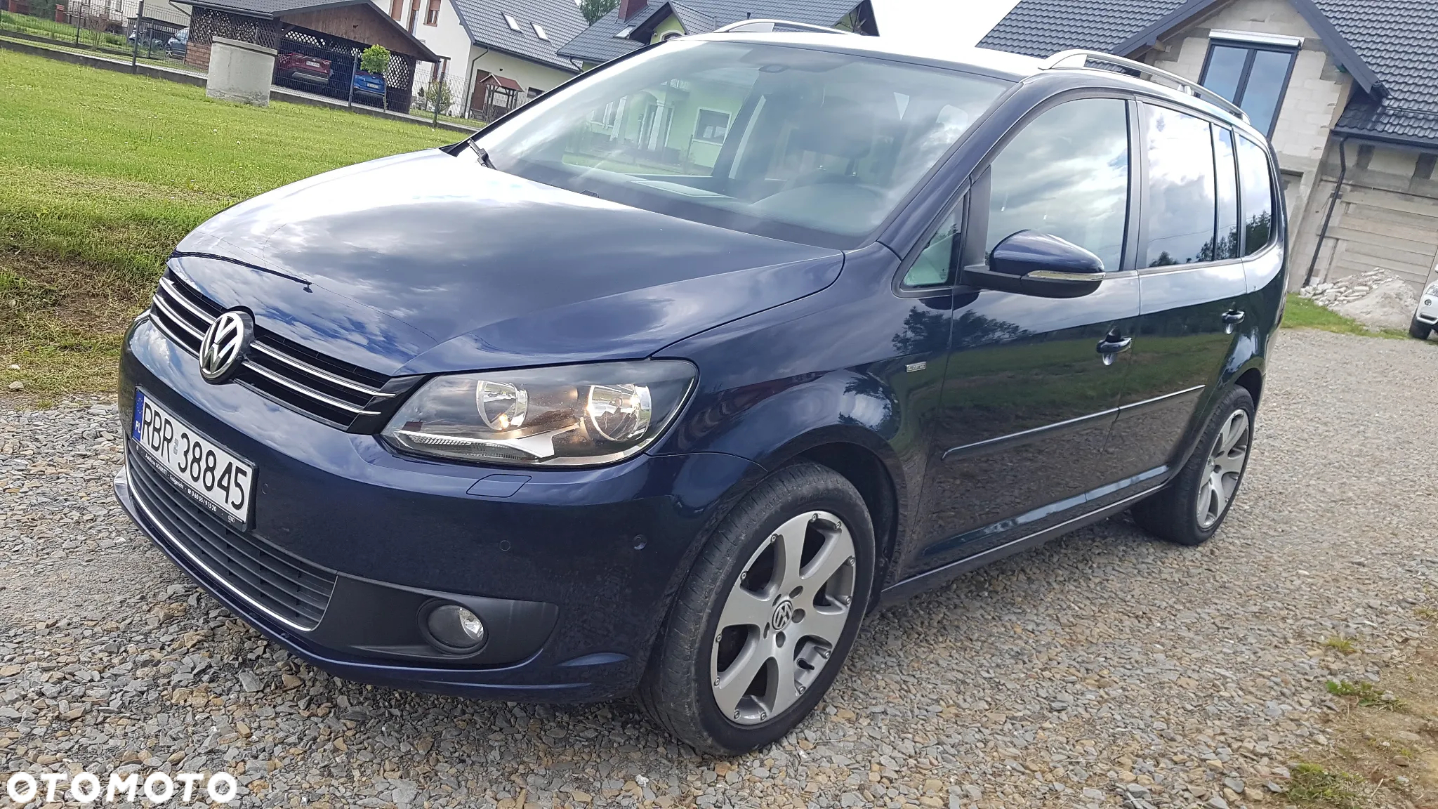 Volkswagen Touran 1.6 TDI DPF Life - 3