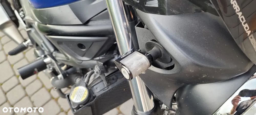 Suzuki SV - 8