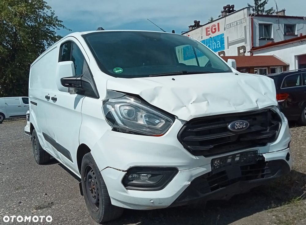 Ford Transit Custom 320 - 4