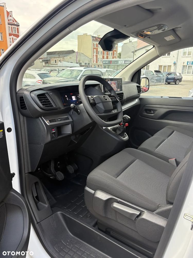 Opel Vivaro - 10