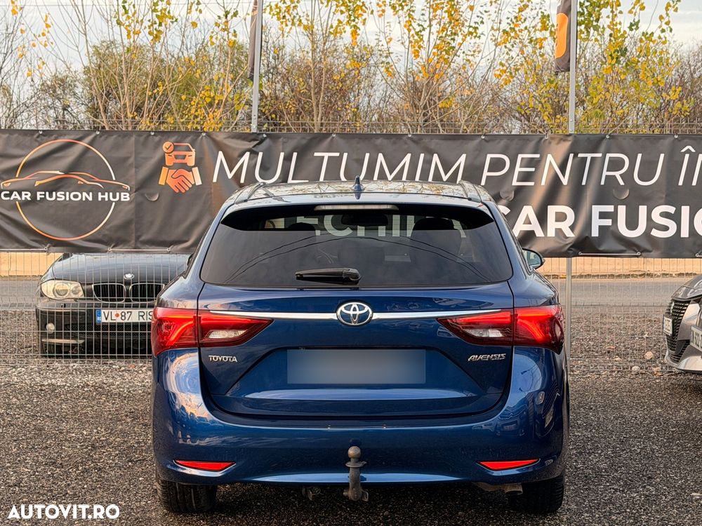 Toyota Avensis 2.0 D-4D Executive - 8