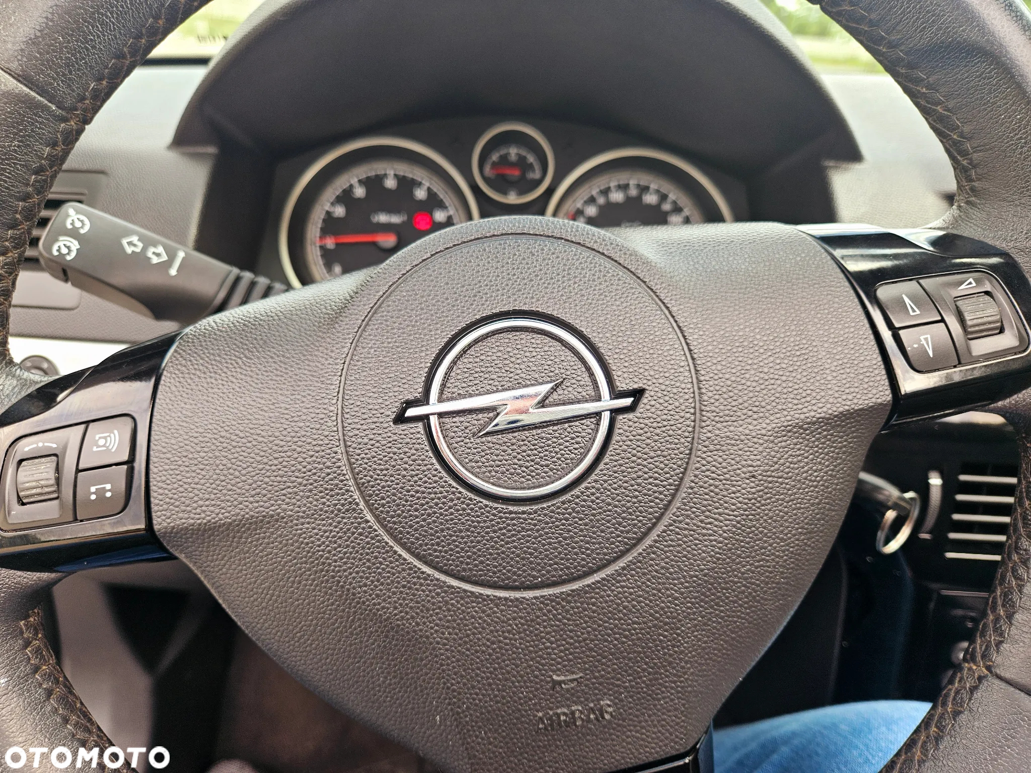 Opel Astra Twin Top 1.6 Endless Summer - 15