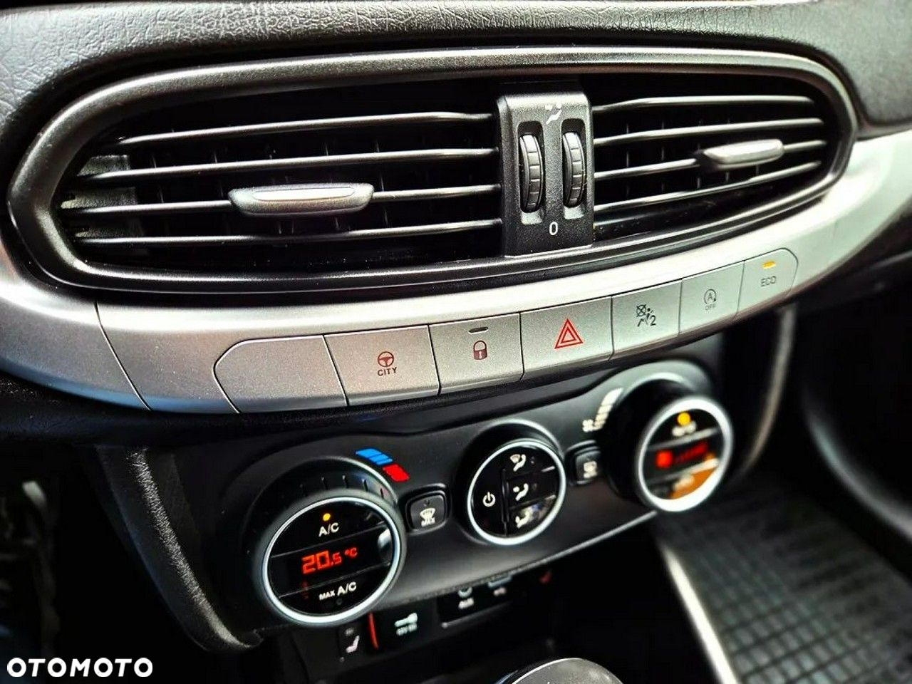 Fiat Tipo 1.6 MultiJet 16v S-Design DDCT - 14