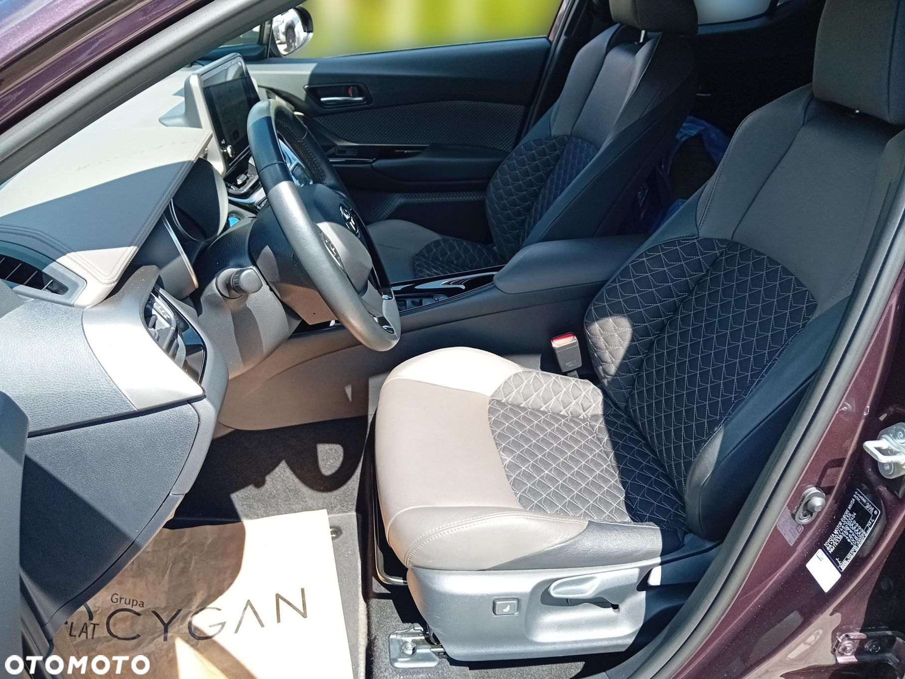 Toyota C-HR - 15