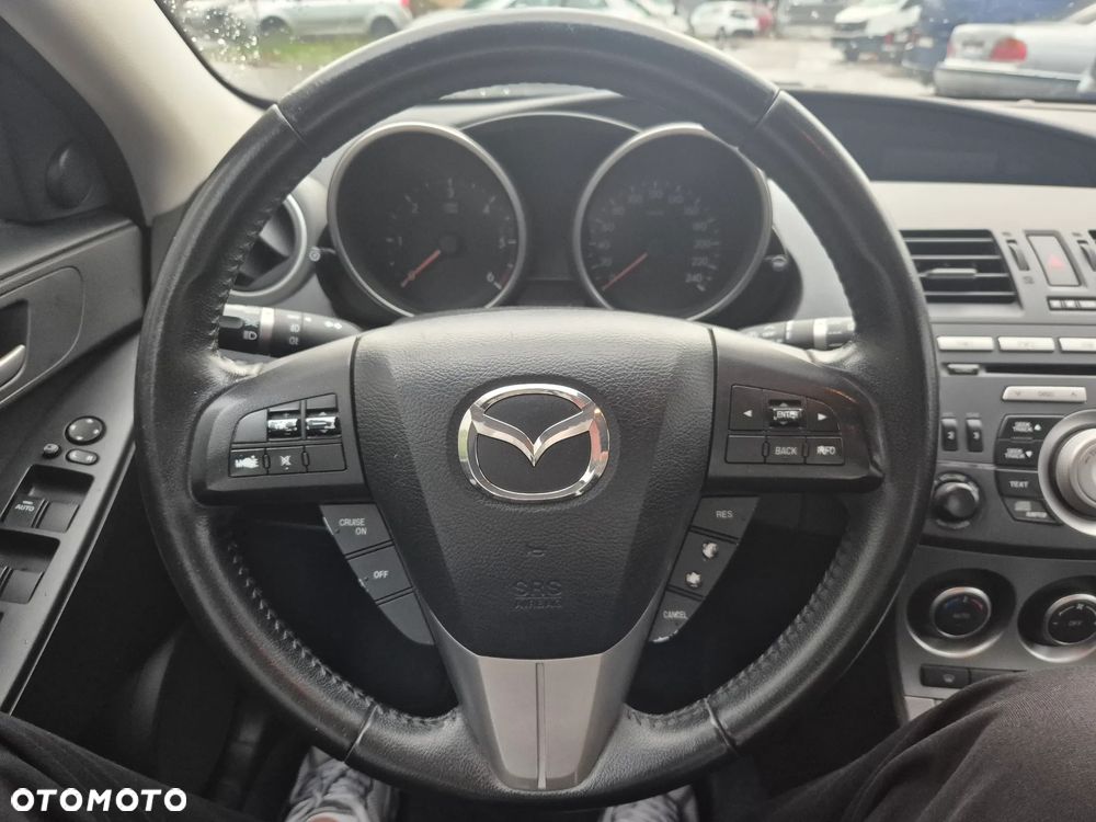 Mazda 3 1.6 CD Active + - 11