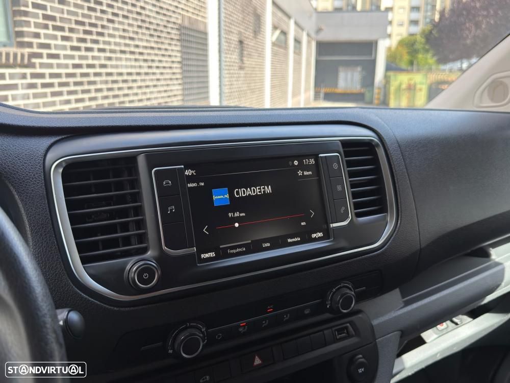 Opel Vivaro - 25