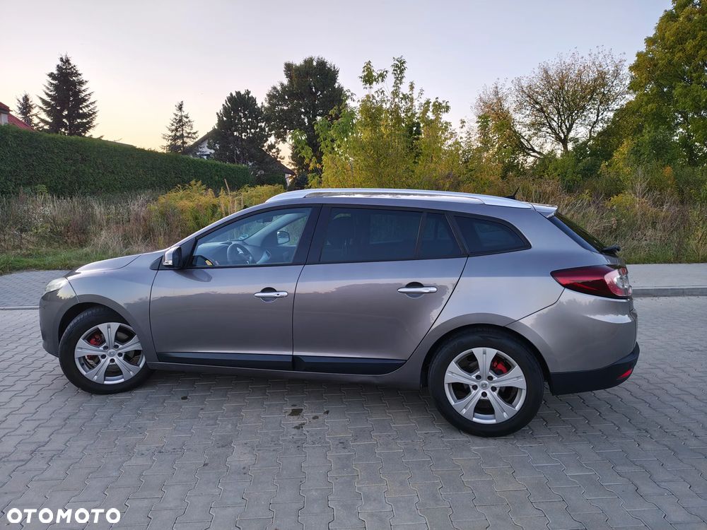 Renault Megane TCe 180 Luxe - 23