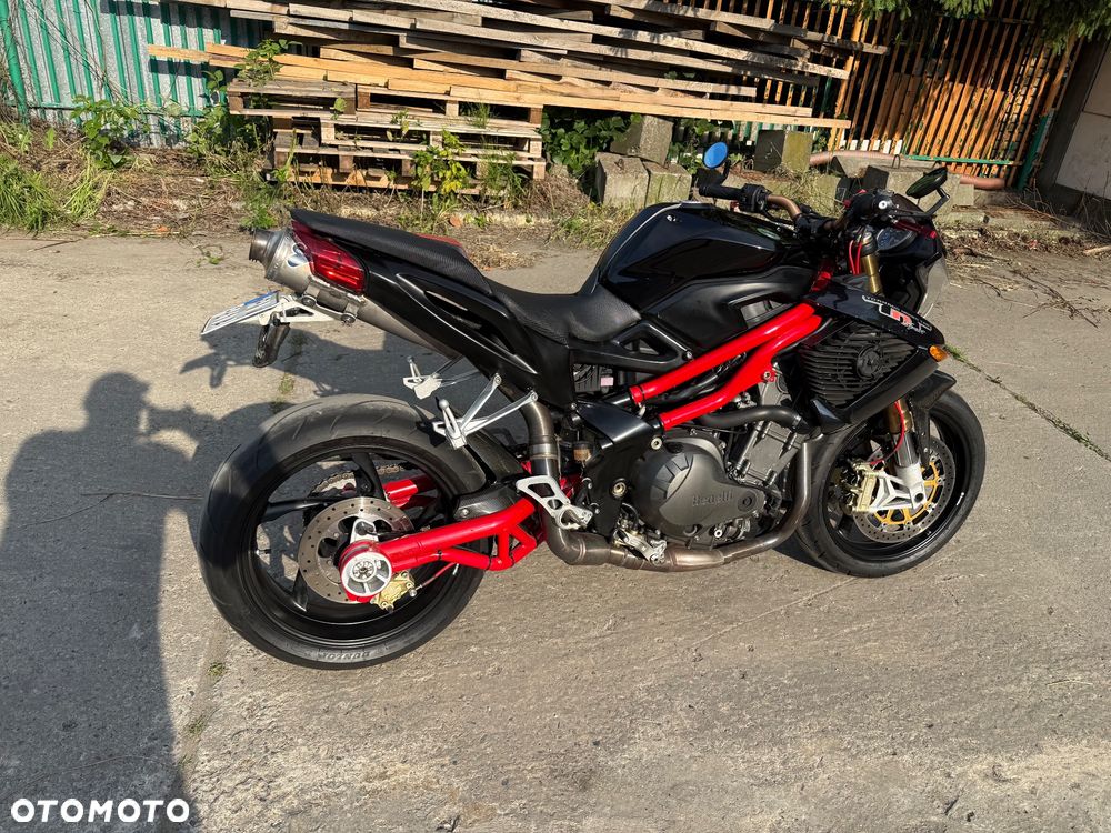 Benelli TNT - 8