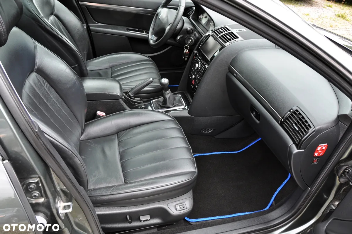 Peugeot 407 2.0 Premium Navtech - 12