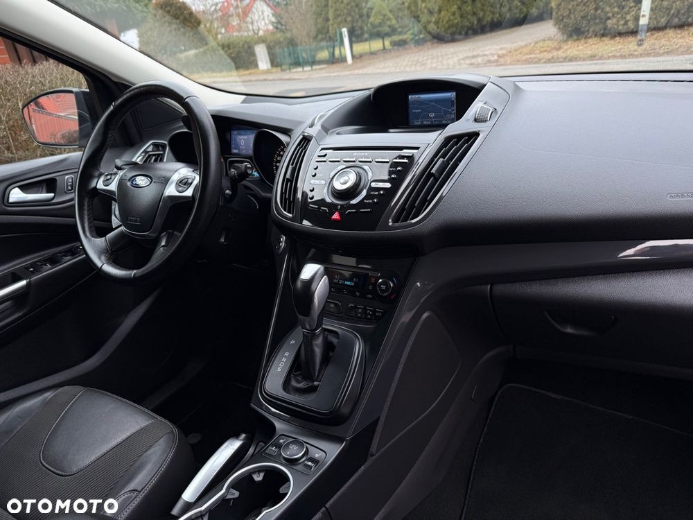 Ford Kuga 2.0 TDCi 4x4 Titanium - 35