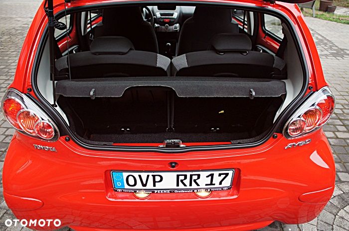 Toyota Aygo CoolRed - 21