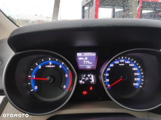Hyundai i30 1.6 D Premium DCT - 8