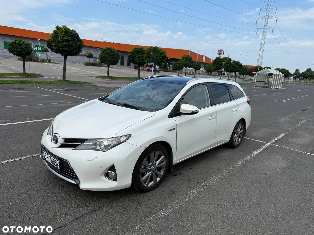 Toyota Auris Hybrid 135 Prestige - 2