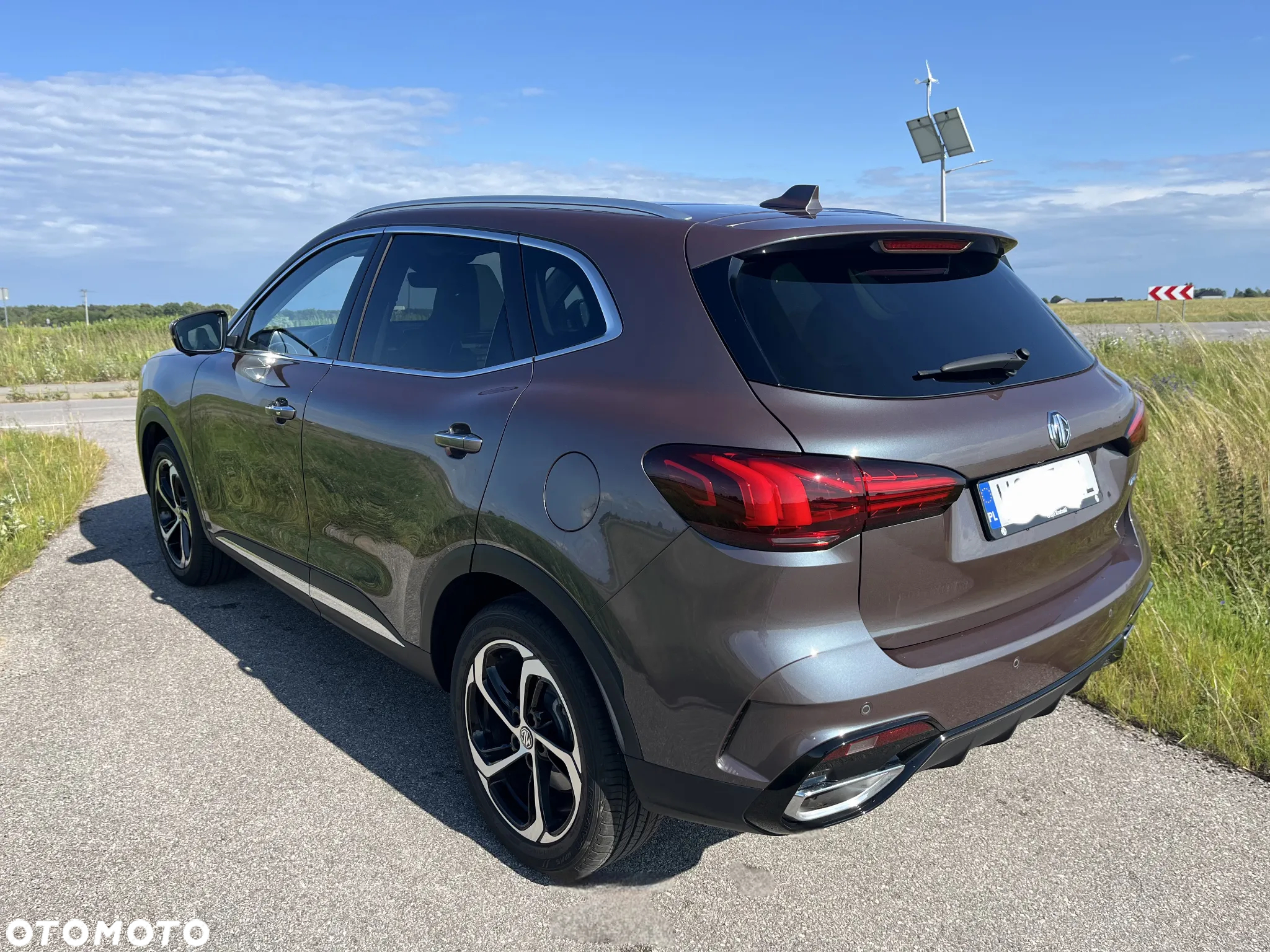 MG HS 1.5 T-GDI Exclusive DCT - 3