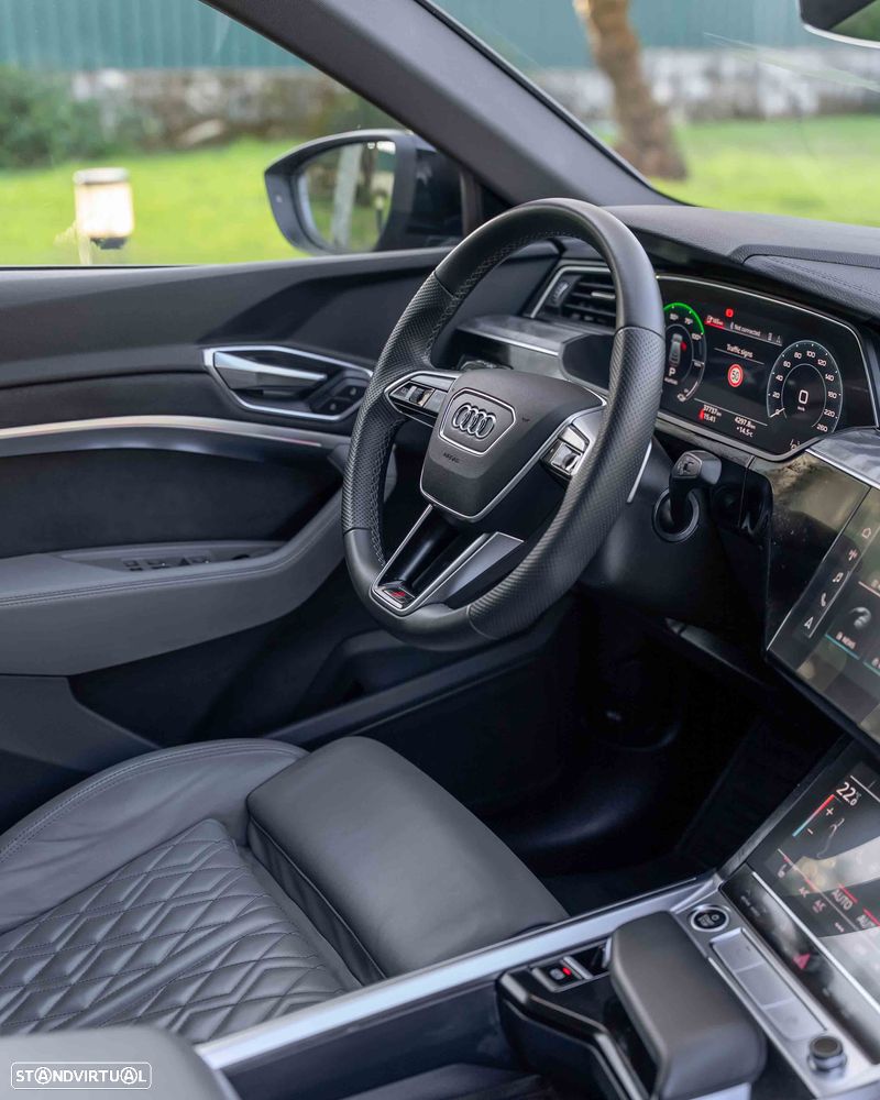 Audi e-tron 55 quattro S line - 43