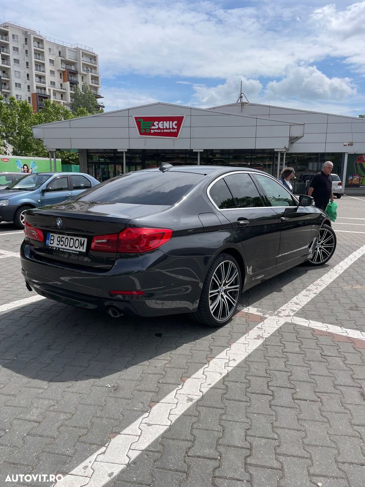 BMW Seria 5 520d xDrive AT - 2
