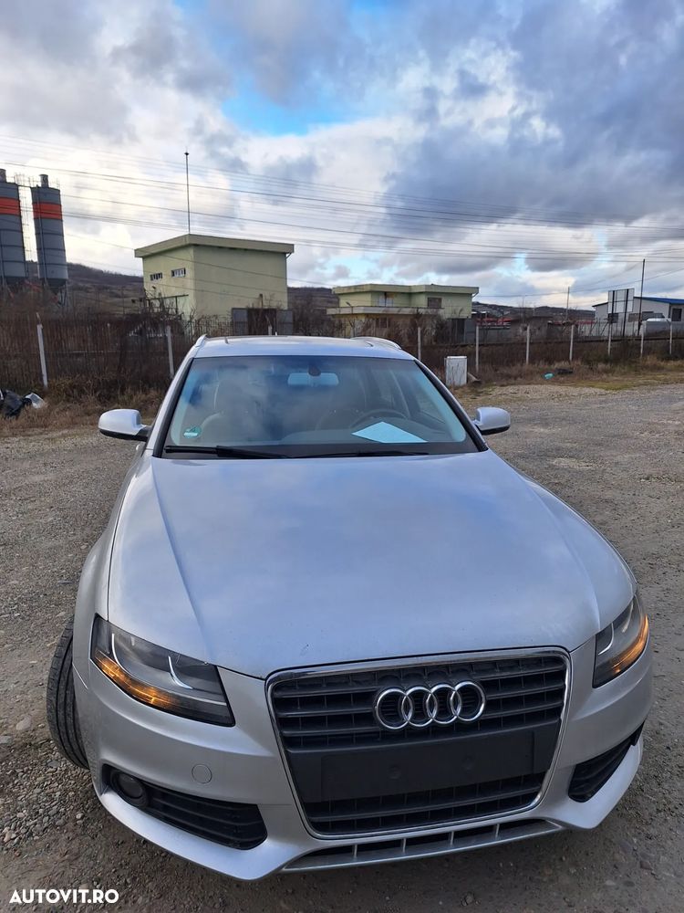 Audi A4 Avant 2.0 TDI - 10