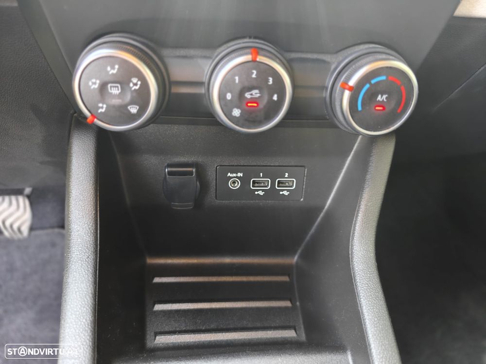 Renault Clio 1.0 TCe Techno - 37