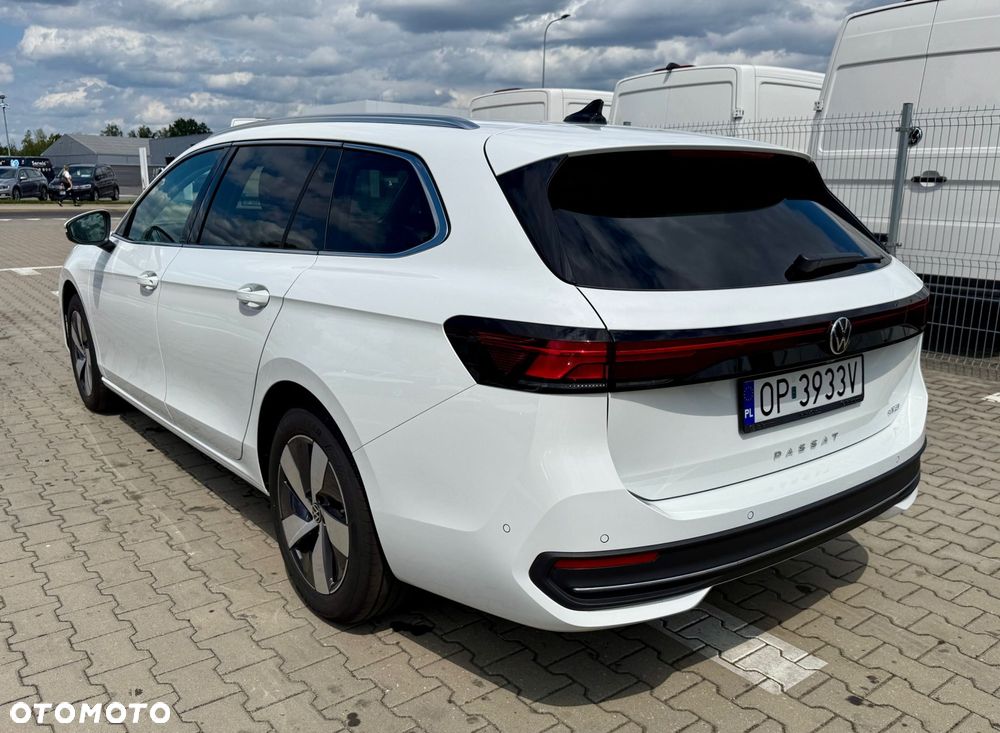 Volkswagen Passat - 6