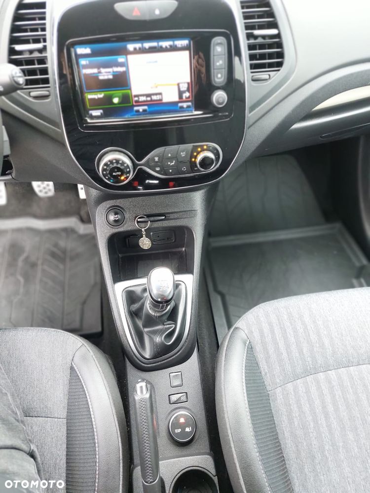 Renault Captur ENERGY TCe 120 Initiale Paris - 10