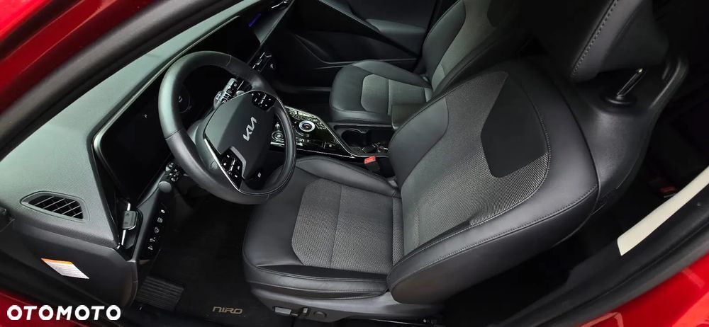 Kia Niro 1.6 GDI Hybrid L - 14