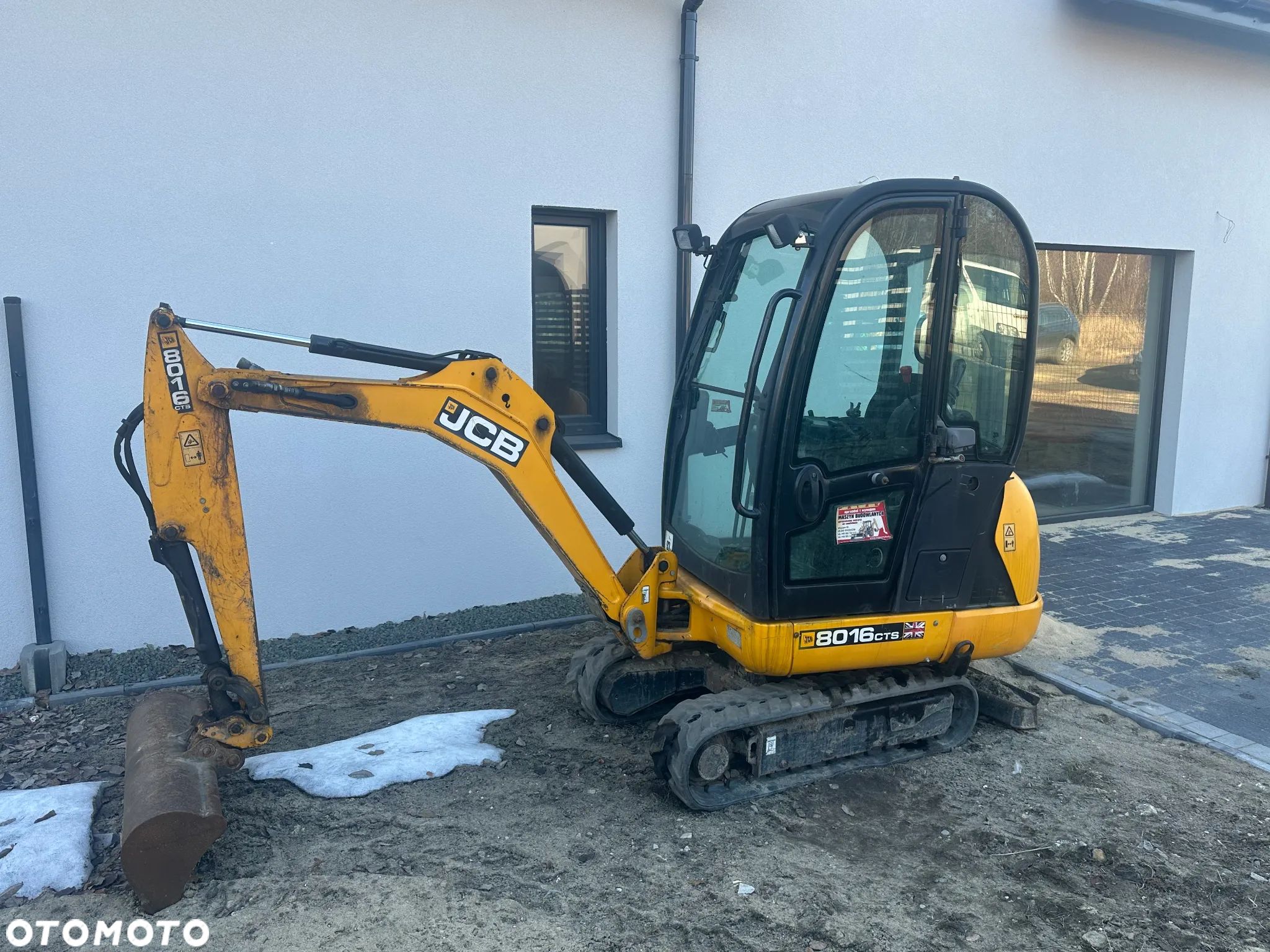 JCB 8016 - 1