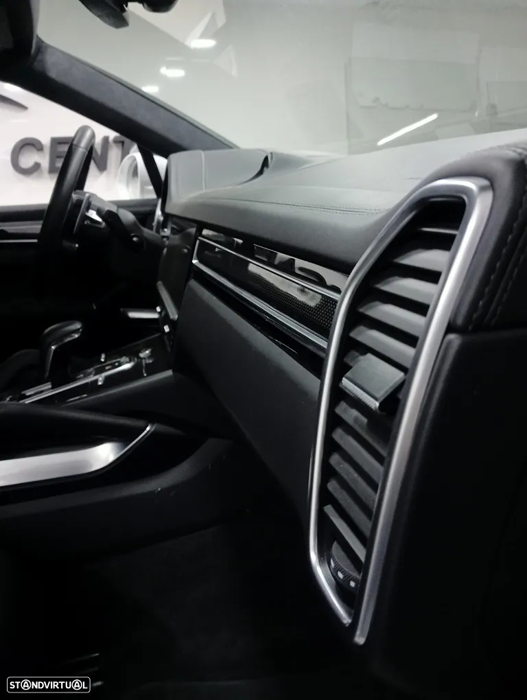 Porsche Cayenne Coupé Turbo S E-Hybrid - 18