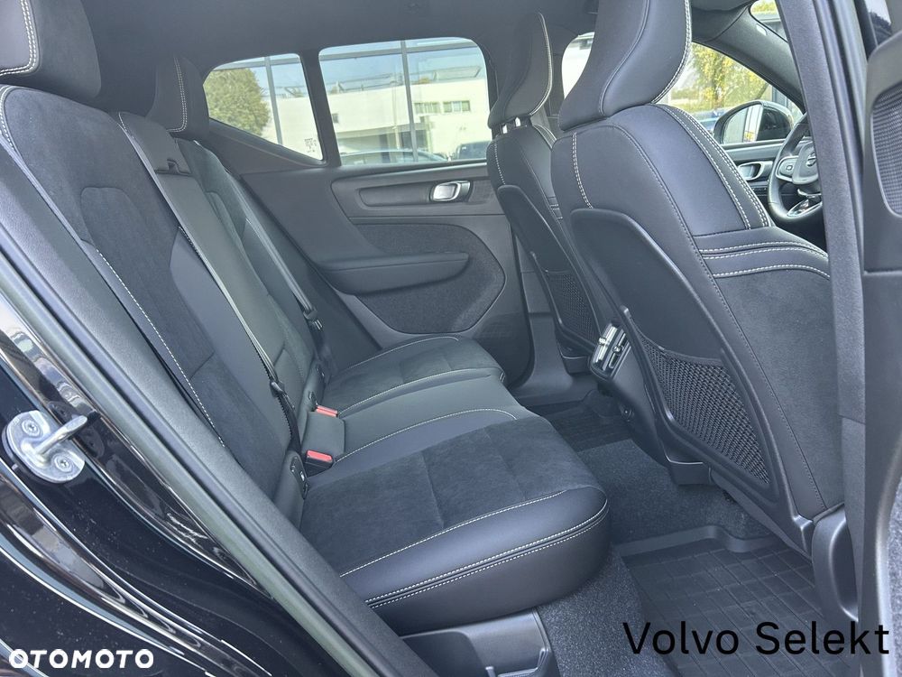 Volvo XC 40 - 28